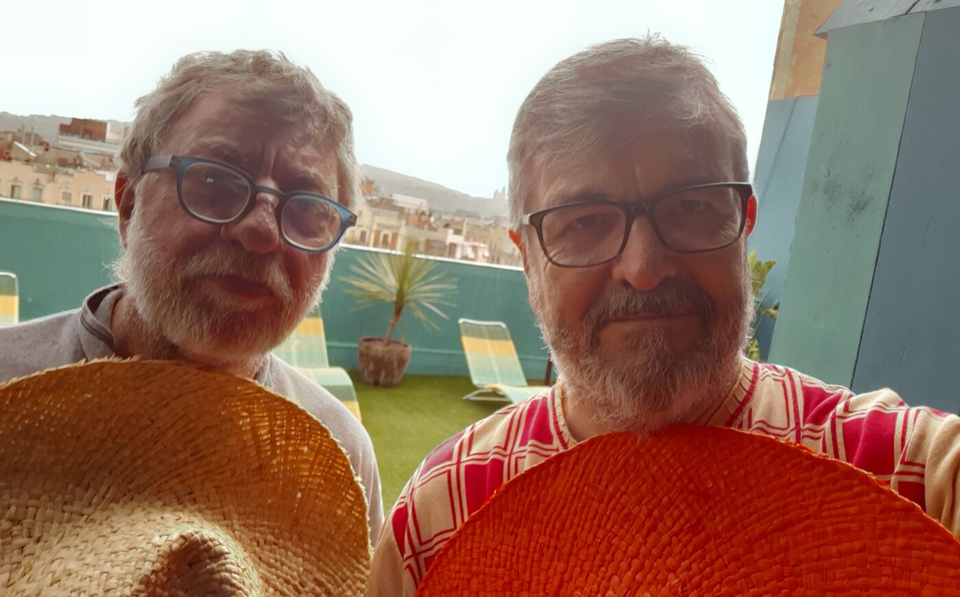 Covers de grandes éxitos by Carlos Nuñez